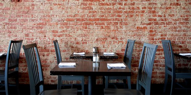 8 Tips for PFC Restaurant Eating